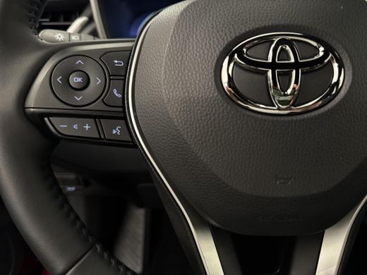 Toyota Corolla Cross Hybrid 140 Style Premium Pack | 06-10141018 Voor meer informatie ActivLease financial lease
