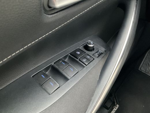 Toyota Corolla Touring Sports 1.8 Hybrid Dynamic Automaat Navi Adap.Cruise Carplay Camera NL-Auto! ActivLease financial lease