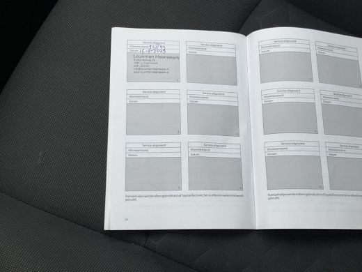 Toyota Corolla Touring Sports 1.8 Hybrid Dynamic Automaat Navi Adap.Cruise Carplay Camera NL-Auto! ActivLease financial lease