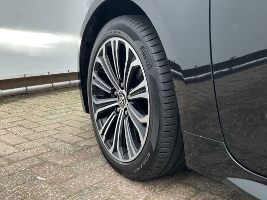 Toyota Corolla Touring Sports 1.8 Hybrid Dynamic Automaat Navi Adap.Cruise Carplay Camera NL-Auto! ActivLease financial lease