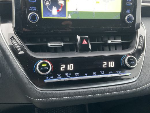 Toyota Corolla Touring Sports 1.8 Hybrid Dynamic Automaat Navi Adap.Cruise Carplay Camera NL-Auto! ActivLease financial lease