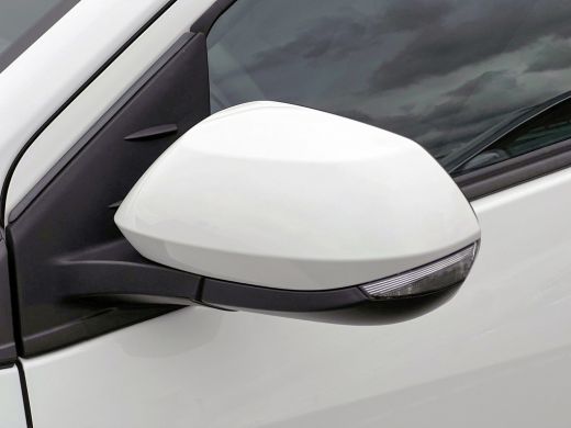 Toyota Yaris 1.5 Hybrid Dynamic | Trekhaak | LED | ACC | Stoelverwarming | Camera ActivLease financial lease