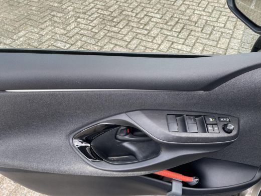 Toyota Yaris 1.5 Hybrid Executive ActivLease financial lease