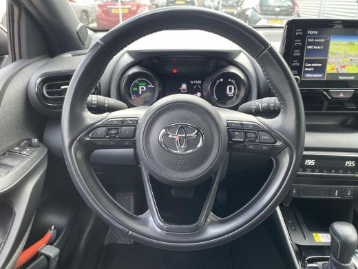 Toyota Yaris 1.5 Hybrid Executive ActivLease financial lease