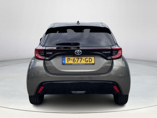 Toyota Yaris 1.5 Hybrid Executive ActivLease financial lease