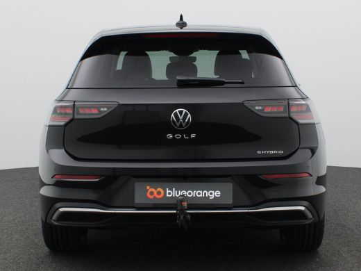 Volkswagen Golf 1.5 eHybrid Style Edition 204PK DSG Trekhaak, Head-Up Display, ErgoActive Stoel, Achteruitrijcame... ActivLease financial lease