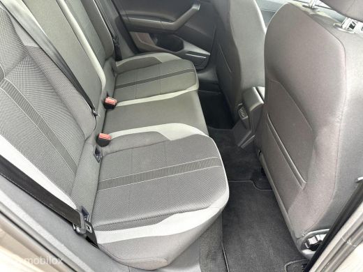 Volkswagen Polo 1.0 TSI HIGHLINE DSG AUTOMAAT PANORAMADAK CARPLAY ACHTERUITRIJCAMERA LED VERLICHTING MOOIE AUTO!! ActivLease financial lease