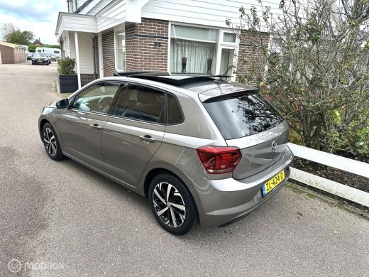 Volkswagen Polo 1.0 TSI HIGHLINE DSG AUTOMAAT PANORAMADAK CARPLAY ACHTERUITRIJCAMERA LED VERLICHTING MOOIE AUTO!! ActivLease financial lease