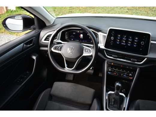 Volkswagen T-Roc 1.5 TSI DSG 150PK STYLE VIRTUAL/TREKHAAK/IQ-LIGHT ActivLease financial lease