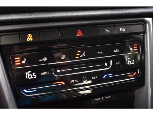 Volkswagen T-Roc 1.5 TSI DSG 150PK STYLE VIRTUAL/TREKHAAK/IQ-LIGHT ActivLease financial lease