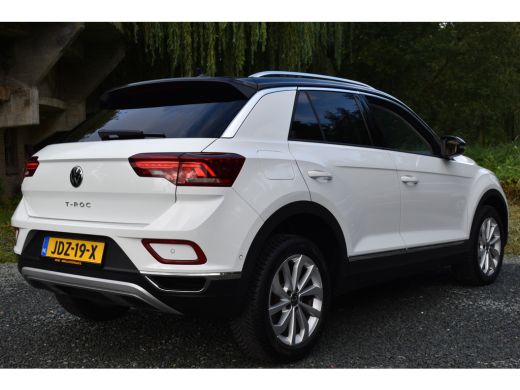 Volkswagen T-Roc 1.5 TSI DSG 150PK STYLE VIRTUAL/TREKHAAK/IQ-LIGHT ActivLease financial lease