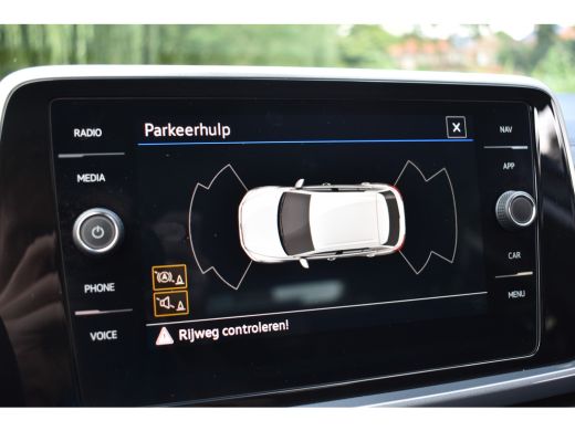 Volkswagen T-Roc 1.5 TSI DSG 150PK STYLE VIRTUAL/TREKHAAK/IQ-LIGHT ActivLease financial lease