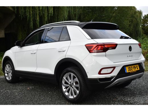 Volkswagen T-Roc 1.5 TSI DSG 150PK STYLE VIRTUAL/TREKHAAK/IQ-LIGHT ActivLease financial lease
