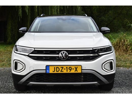 Volkswagen T-Roc 1.5 TSI DSG 150PK STYLE VIRTUAL/TREKHAAK/IQ-LIGHT ActivLease financial lease