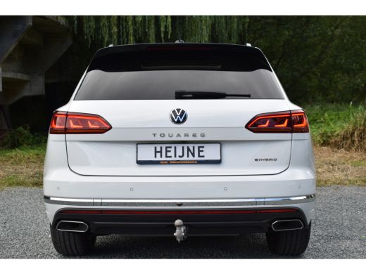 Volkswagen Touareg 3.0 TSi eHybrid ATMOSPHERE 4MOTION TREKHAAK/HEAD-UP/PANORAMADAK ActivLease financial lease