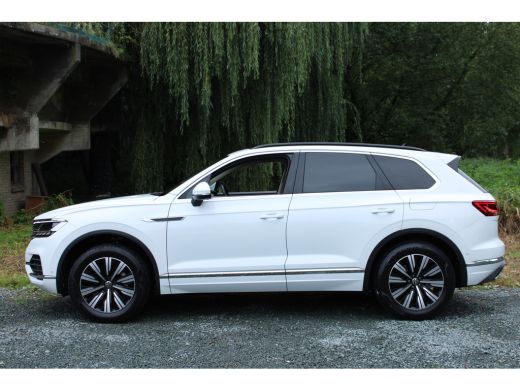 Volkswagen Touareg 3.0 TSi eHybrid ATMOSPHERE 4MOTION TREKHAAK/HEAD-UP/PANORAMADAK ActivLease financial lease