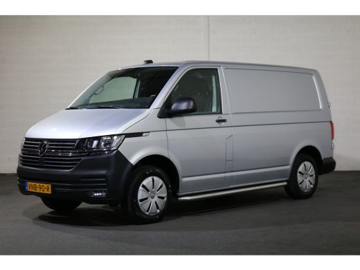 Volkswagen Transporter 2.0 TDI L1 H1 110pk Airco Navigatie Trekhaak