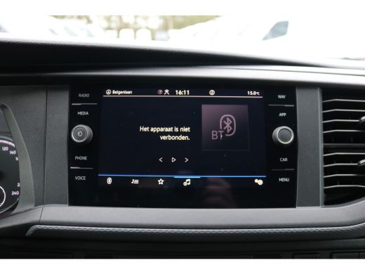 Volkswagen Transporter 2.0 TDI L1 H1 110pk Airco Navigatie Trekhaak ActivLease financial lease