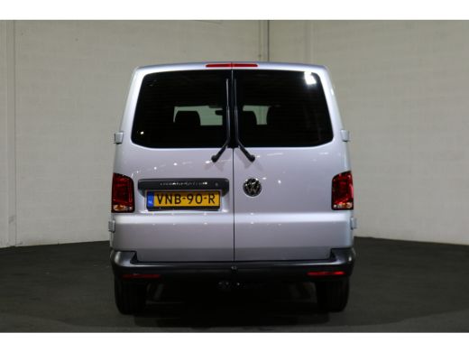 Volkswagen Transporter 2.0 TDI L1 H1 110pk Airco Navigatie Trekhaak ActivLease financial lease