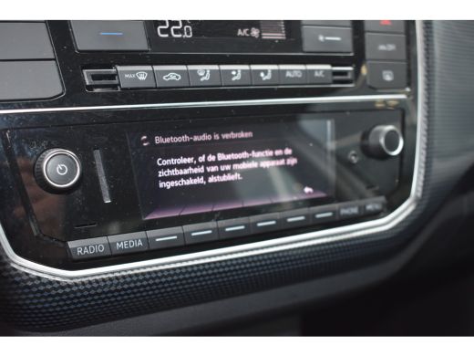 Volkswagen up! 1.0 MPI 65PK | PARKEERSENSOREN | CAMERA | AIRCO | DAB+ | LED | GARANTIE T/M 6/11/2027 ActivLease financial lease