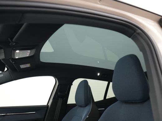 Volvo  EX30 Single Motor Extended Range Ultra 69 kWh | Harman Kardon | Panoramadak | 360° Camera | 20" | Priv... ActivLease financial lease
