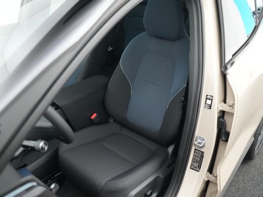 Volvo  EX30 Single Motor Extended Range Ultra 69 kWh | Harman Kardon | Panoramadak | 360° Camera | 20" | Priv... ActivLease financial lease
