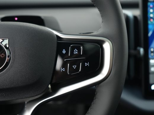 Volvo  EX30 Single Motor Extended Range Ultra 69 kWh | Harman Kardon | Panoramadak | 360° Camera | 20" | Priv... ActivLease financial lease