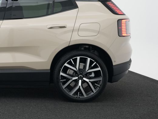 Volvo  EX30 Single Motor Extended Range Ultra 69 kWh | Harman Kardon | Panoramadak | 360° Camera | 20" | Priv... ActivLease financial lease
