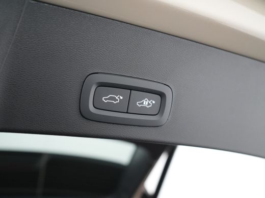 Volvo  EX40 Twin Motor Performance Ultra 82 kWh | Harman Kardon | 360° Camera | Panoramadak | 20" | Elek Stoe... ActivLease financial lease