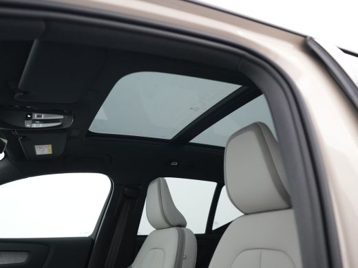 Volvo  EX40 Twin Motor Performance Ultra 82 kWh | Harman Kardon | 360° Camera | Panoramadak | 20" | Elek Stoe... ActivLease financial lease