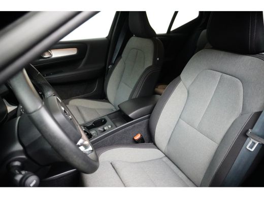 Volvo  XC40 1.5 T4 Recharge Inscription Expression | Elektrische achterklep | Keyless Entry / Start | PDC V+A... ActivLease financial lease