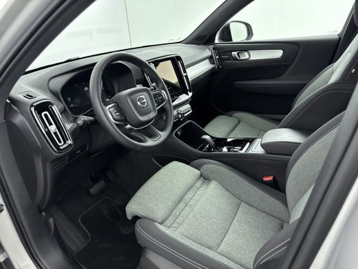 Volvo  XC40 2.0 B4 Plus Dark | Trekhaak | Reserve wiel | BLIS | Adaptive Cruiscontrol | Verwarmbare voorruit ... ActivLease financial lease