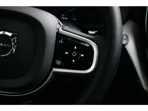 Volvo  XC60 | Trekhaak | Panoramadak | Stoel / Stuurverwarming | PDC + Camera | Keyless Entry / Start | Elekt... ActivLease financial lease