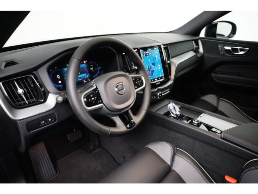 Volvo  XC60 | Trekhaak | Panoramadak | Stoel / Stuurverwarming | PDC + Camera | Keyless Entry / Start | Elekt... ActivLease financial lease