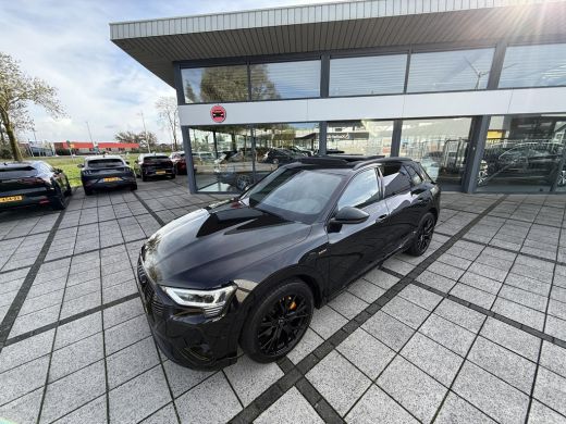 Audi e-tron 55 quattro S edition 95 kWh | Panorama | Trekhaak | 21 Inch | ActivLease financial lease