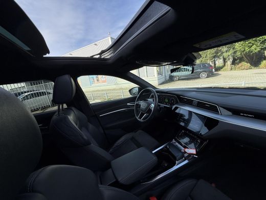 Audi e-tron 55 quattro S edition 95 kWh | Panorama | Trekhaak | 21 Inch | ActivLease financial lease