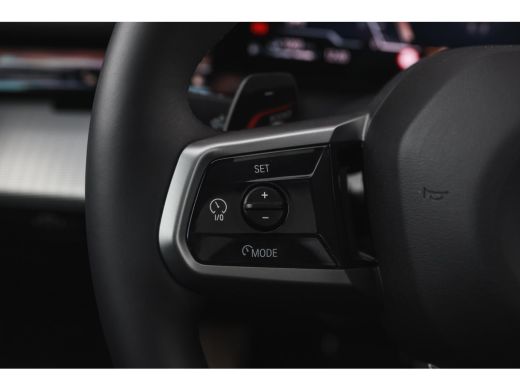 BMW 5 Serie Touring 530e M Sport Automaat / Panoramadak / Trekhaak / Achteruitrijcamera / Adaptieve LED / Har... ActivLease financial lease