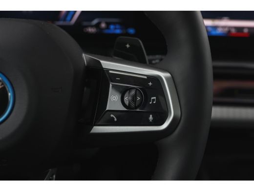 BMW 5 Serie Touring 530e M Sport Automaat / Panoramadak / Trekhaak / Achteruitrijcamera / Adaptieve LED / Har... ActivLease financial lease