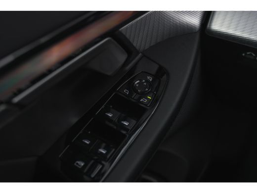 BMW 5 Serie Touring 530e M Sport Automaat / Panoramadak / Trekhaak / Achteruitrijcamera / Adaptieve LED / Har... ActivLease financial lease