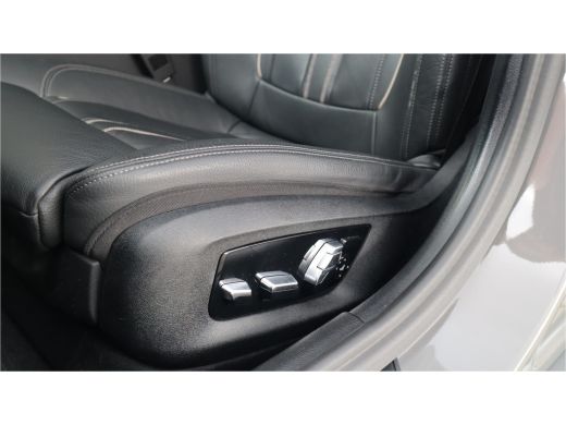 BMW 5 Serie Touring 530i High Executive M-Sport 20inch / Bernina Grau / Pano / Camera / Laser ActivLease financial lease