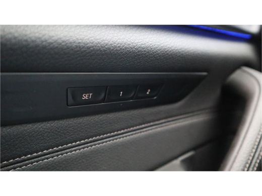 BMW 5 Serie Touring 530i High Executive M-Sport 20inch / Bernina Grau / Pano / Camera / Laser ActivLease financial lease