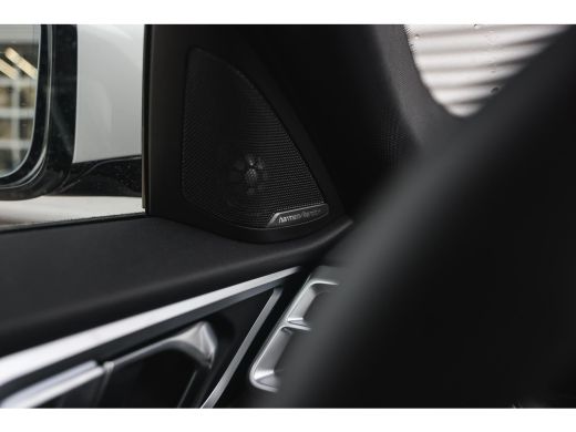 BMW i4 eDrive40 M Sport / Schuif-kanteldak / Achteruitrijcamera / M Adaptief onderstel / Stoelverwarming... ActivLease financial lease