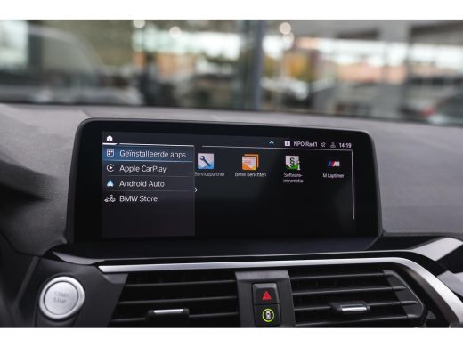 BMW X3 xDrive30e High Executive M Sport Automaat / Panoramadak / Trekhaak / Sportstoelen / Adaptieve LED... ActivLease financial lease