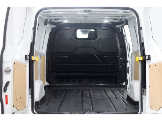 Ford Transit Custom 2.0 TDCI 130pk L2H1 Trend Airco/Camera/Carplay Trekhaak 2800kg 08-2021 ActivLease financial lease