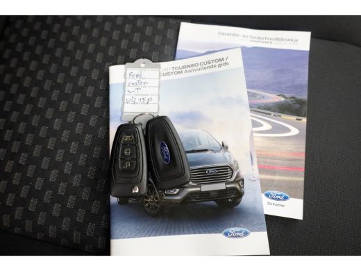 Ford Transit Custom 2.0 TDCI 130pk L2H1 Trend Airco/Camera/Carplay Trekhaak 2800kg 08-2021 ActivLease financial lease