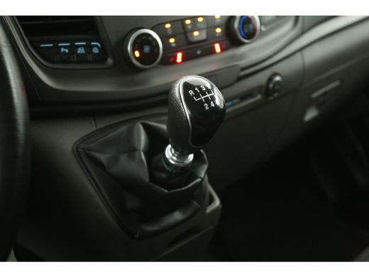 Ford Transit Custom 280 2.0 TDCI L1H1 Trend | Airco | Cruise | 3-Zits | Parkeersens. | Stoelverw. | Trekhaak ActivLease financial lease