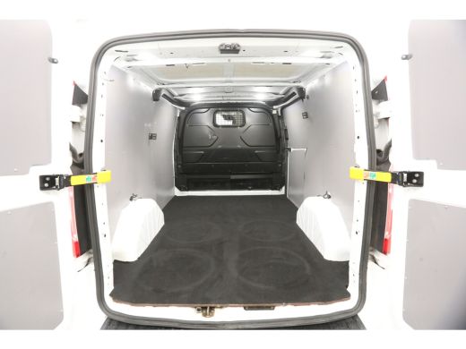 Ford Transit Custom 280 2.0 TDCI L1H1 Trend | Airco | Cruise | 3-Zits | Parkeersens. | Stoelverw. | Trekhaak ActivLease financial lease