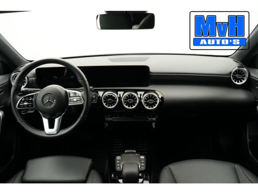 Mercedes-Benz A-Klasse 180 Premium Plus|PARELMOER|SFEERVERL|CAMERA ActivLease financial lease