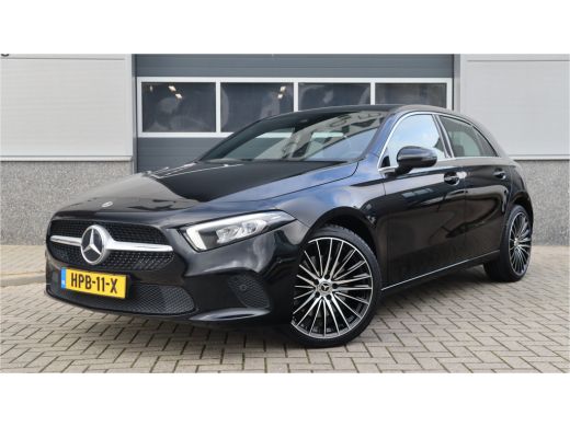 Mercedes-Benz A-Klasse 250 e Luxury / SOH 93% / 19inch / Sfeer verlichting / Widescreen / Camera / Carplay /
