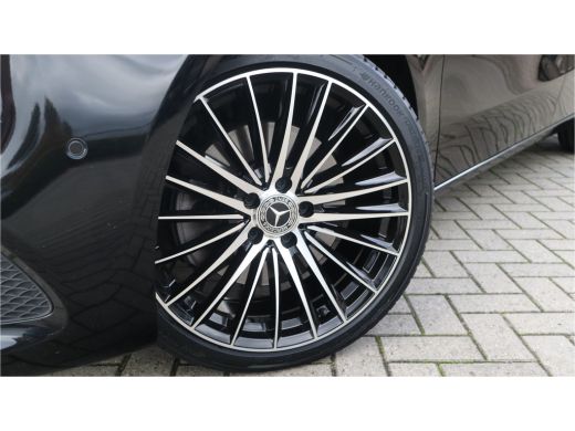 Mercedes-Benz A-Klasse 250 e Luxury / SOH 93% / 19inch / Sfeer verlichting / Widescreen / Camera / Carplay / ActivLease financial lease